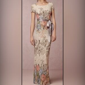 NWT ADRIANNA PAPELL Textured Blush Floral Matelasse Column Dress Gown Sz 8